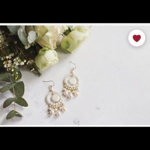 Boho bridal pearl earrings
